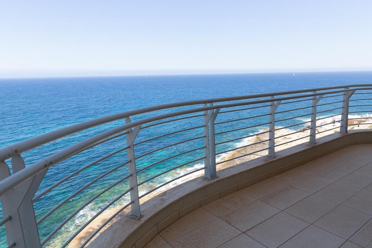 Beautiful Sea View Apartment Sliema Exteriér fotografie
